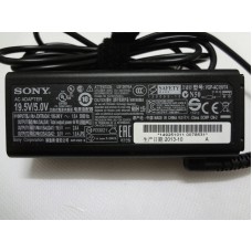 Sony Vaio VGP-AC19V74 19.5V 2.0A 5.0V 1.0A Netzteil